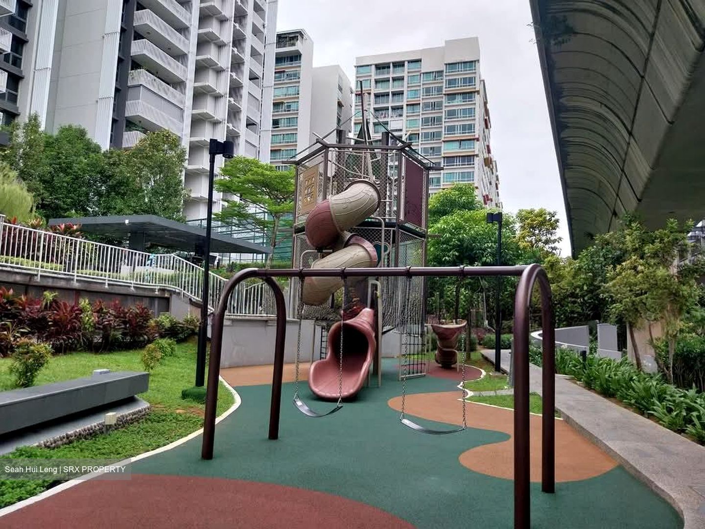 The Lakefront Residences (D22), Condominium #558436701